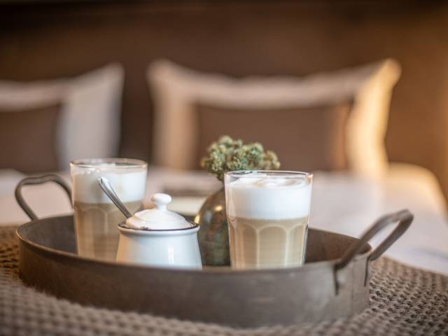 Latte Macchiator auf dem Hotelzimmer Landgasthaus zur Krone 